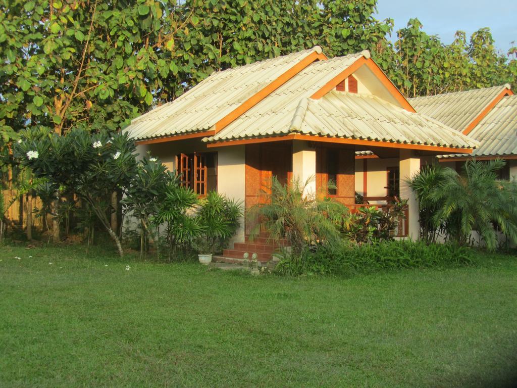 פאי Orange Grove Resort מראה חיצוני תמונה