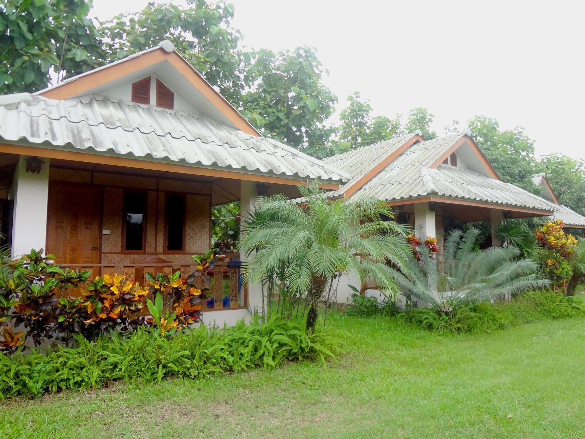 פאי Orange Grove Resort מראה חיצוני תמונה